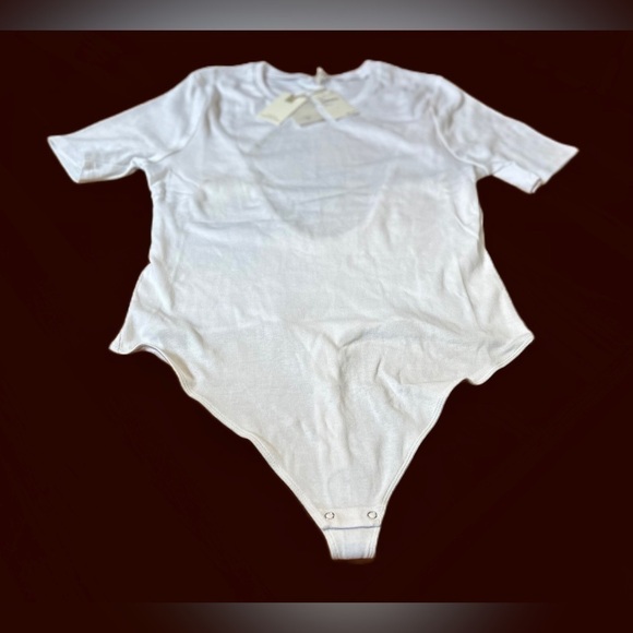 NWT Good American White Open-Back Short-Sleeve Thong Bodysuit with Snaps, XXXL - Picture 7 of 15